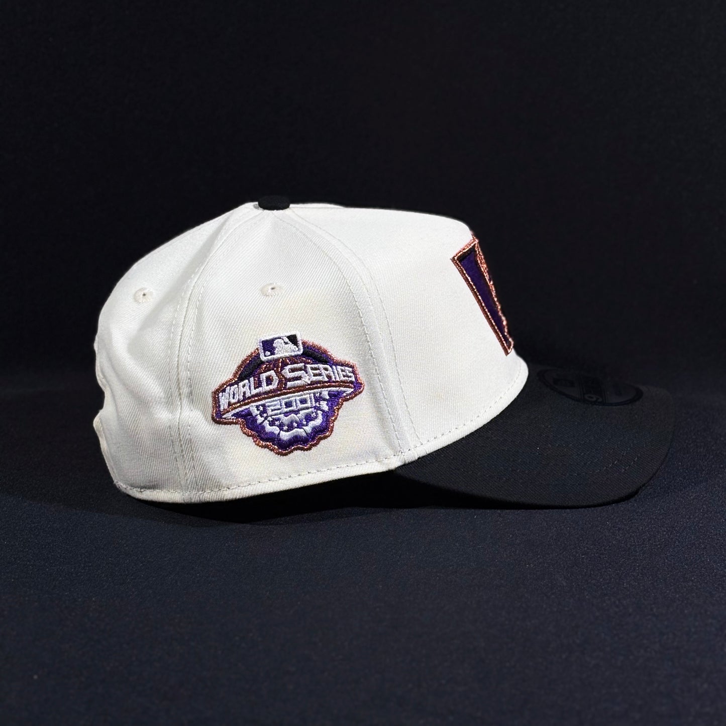 ARIZONA DIAMONDBACKS WORLF SERIES 2001 CHROME TWO TONE EDITION 9 FORTY A-FRAME