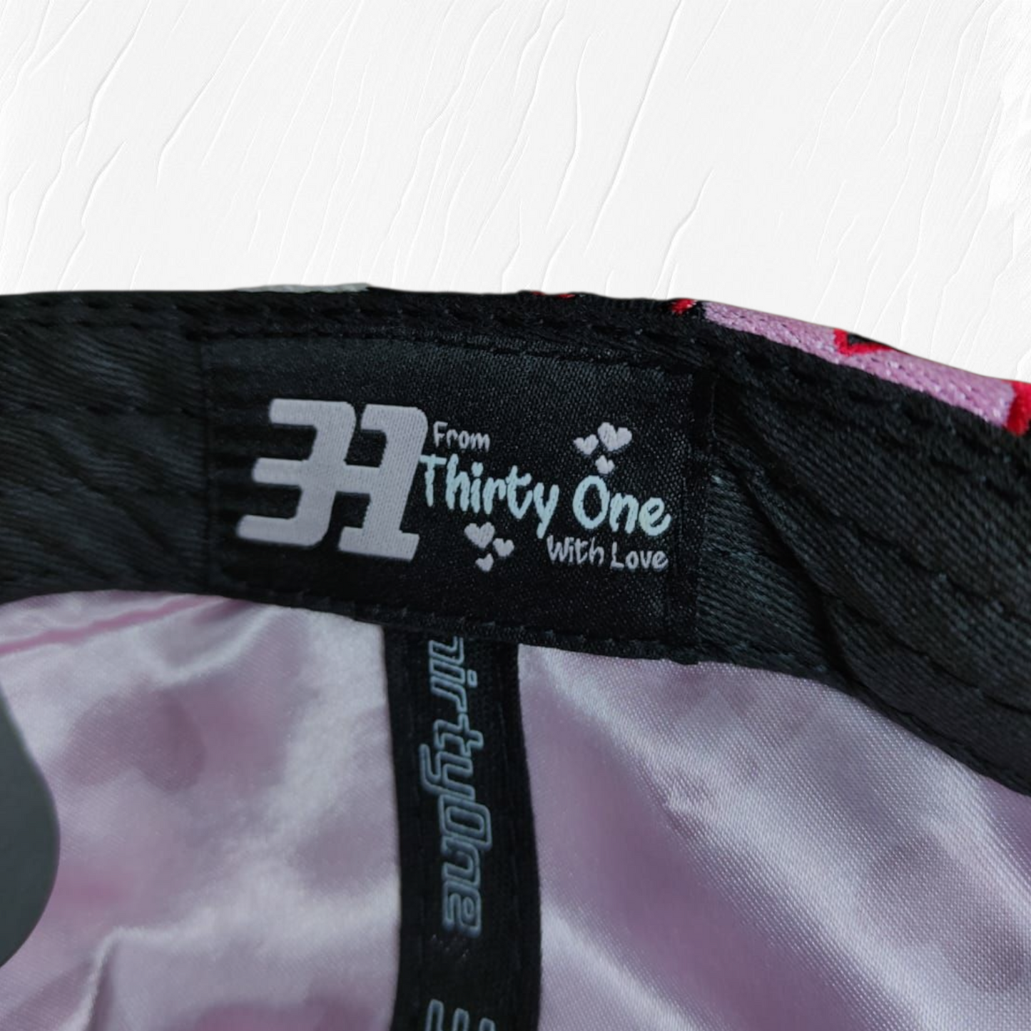 CLOUDS IN LOVE 31 HATS