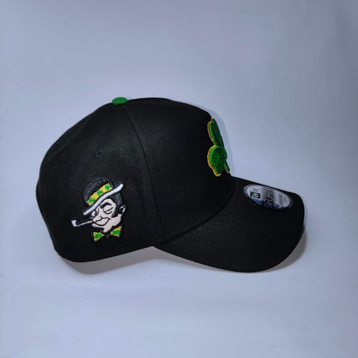 BOSTON CELTICS DEL TREBOL NEGRA / NEW ERA 9FORTY A-FRAME SNAPBACK