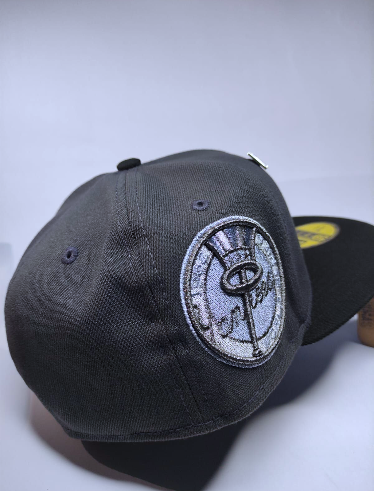 CAPSULE EXCLUSIVE NY YANKEES TRIPPY 1992 METALLIC GRAPHITE / NEW ERA 59 FIFTY FITTED