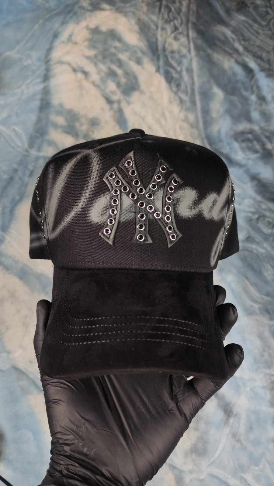 oNYx DANDY HATS